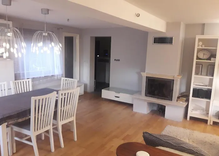 Quiet And Cozy Wroclaw-widawa Apartment *